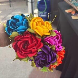 Vibrant Multicolor Floral Hair Accessory